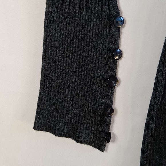 It's Our Time Sweater Gray Long Sleeves Large - Picture 2 of 8